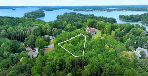 Lot 64 E Waterford Drive sold home in Waterford Sub, Seneca, SC