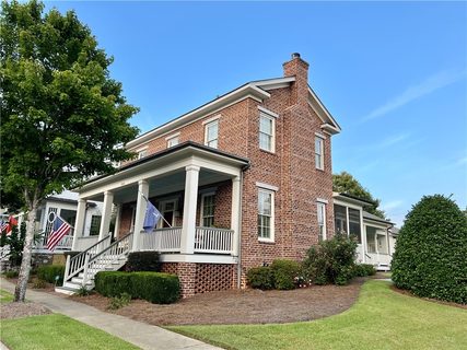 512 Snider Lane