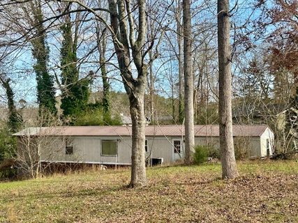 102 Holt Drive sold manufactured home in Rocky Shores, Iva, SC