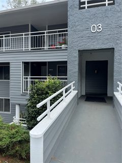 307 Northlake Drive