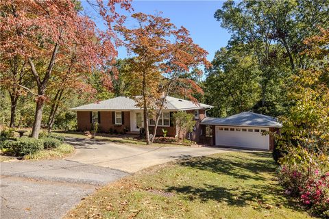 2018 Sunset Drive sold home in Enchanted Hills, Seneca, SC