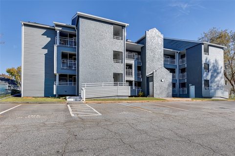 1606 Northlake Drive