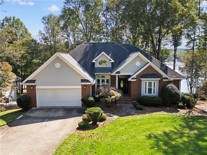 202 Amethyst Way sold home in Emerald Pointe, Seneca, SC