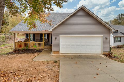 207 Bonita Drive sold home in Botany Park, Easley, SC