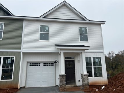 417 Bee Cove Way