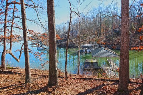 Previously sold for $390,000