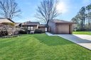 300 Downs Boulevard sold home in Clemson, SC