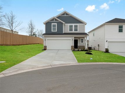 612 Spruce Pine Drive
