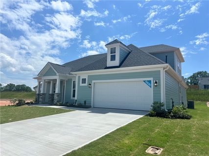 504 Grasshopper Court