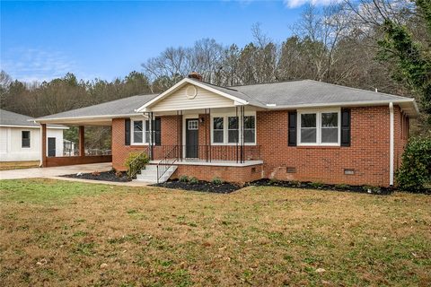 3892 Seminole Avenue sold home in Varennes Height, Anderson, SC
