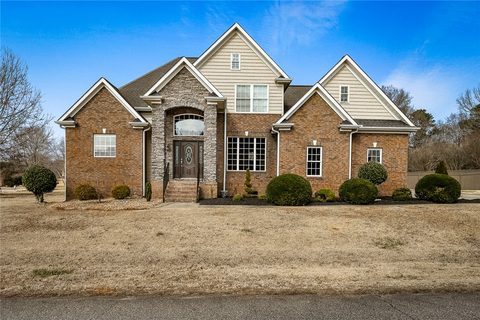 200 Mcphail Farms Circle sold home in Mcphail Farms, Anderson, SC