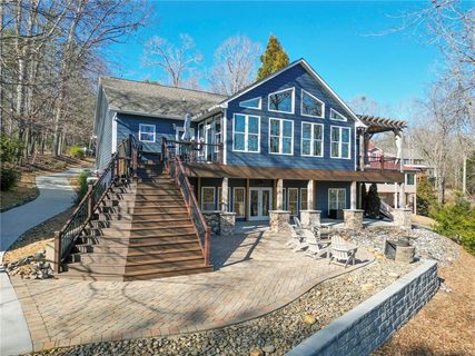 304 E Watersedge Drive sold home in Edgewater, Fair Play, SC