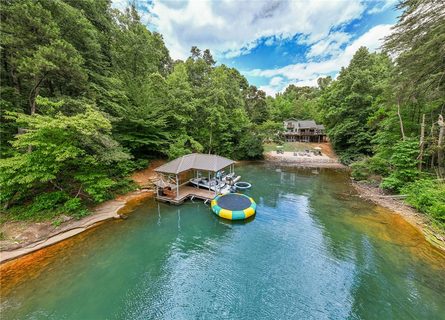 161 Mcmahan Drive sold home in The Woods At Keowee, West Union, SC