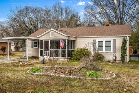 610 Palmer Street sold home in Palmer Place, Anderson, SC