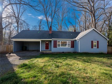 108 Highland Drive sold home in Woodland Height, Clemson, SC