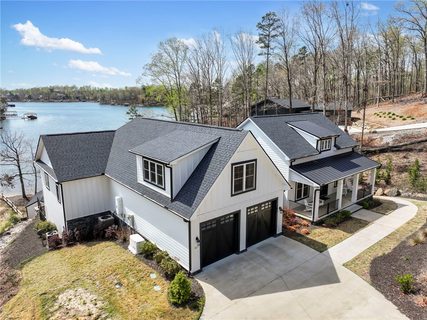 A home in The Sanctuary At Keowee