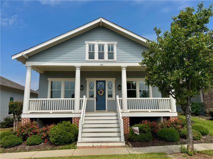 136 Howard Avenue