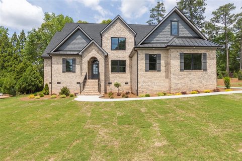 221 Graylyn Drive sold home in Graylyn, Anderson, SC