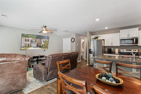 407 Oakmont Valley Trail sold home in Townes at Oakmont, Seneca, SC
