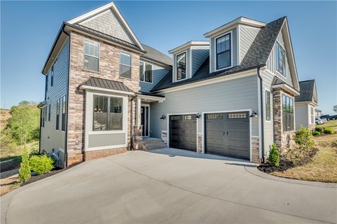 305 S River Bluff sold home in The Enclave At River Reserve, Piedmont, SC
