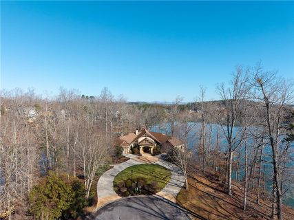 126 Shelter Cove Drive sold home in Shelter Cove, Seneca, SC