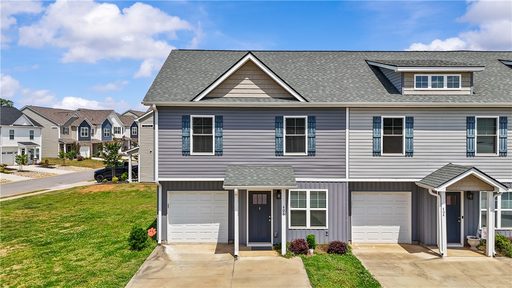 406 Bee Cove Way