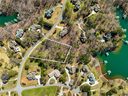 217 Winding Oaks Drive sold home in Seneca, SC