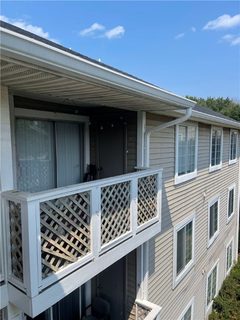 220 Elm Street 433