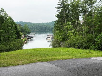 Lot #78 Inland Trail active lot in Keowee Bay, Salem, SC