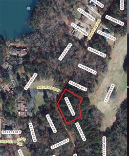 Lot #40 Lakefront Drive active home in Stone Creek Cove, Anderson, SC