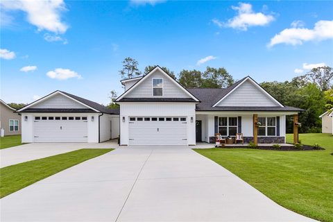 110 Cliftons Landing Drive sold home in Edgewater At Six And Twenty, Anderson, SC