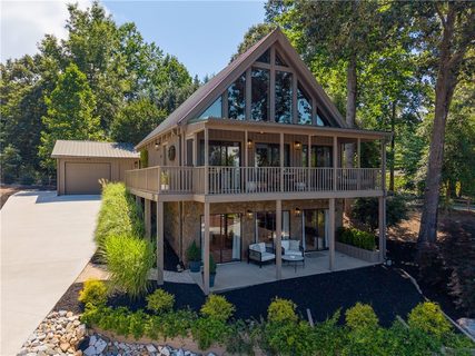 131 Briar Court sold home in Harbor Plus On Keowee, Seneca, SC