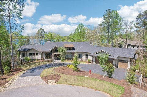 132 Promontory Court active home in Cliffs At Keowee Springs, Six Mile, SC