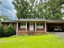 700 Tanglewood Drive sold home in Seneca, SC