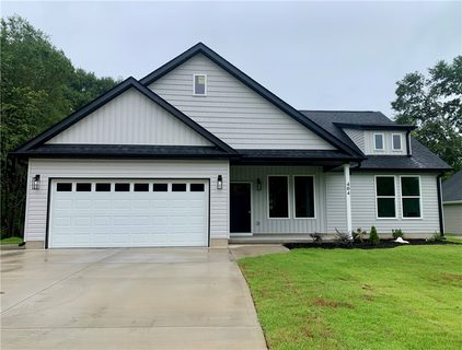 404 Brown Road sold home in Webb Crossing, Pendleton, SC