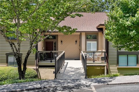 346 Coveview Court