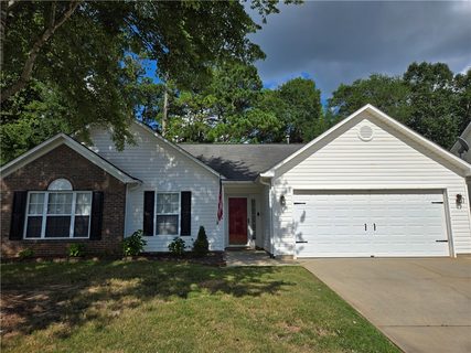 521 Cardinal Woods Way