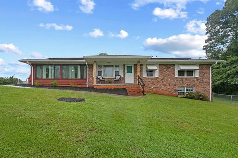 1473 E Tamassee Drive sold home in Cherokee Garden, Seneca, SC