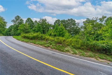 0 Foggy Cut Lane sold home in Cliffs At Glassy, Landrum, SC