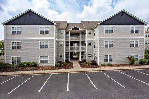 186 University Village Drive G