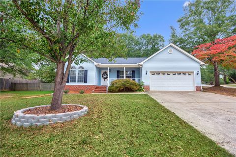 100 Featherfilled Court sold home in Hunters Glen, Anderson, SC