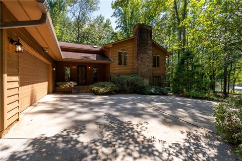 117 Hidden Cove Court sold home in Stonehaven, Seneca, SC