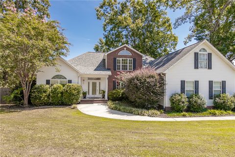 110 Willene Drive sold home in Mountain Lake Estates Ii, Piedmont, SC