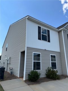 108 Adger Road