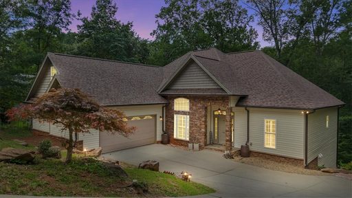 213 Redbud Street sold home in Bayshore, Seneca, SC