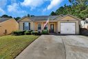 215 Maple Grove sold home in Seneca, SC