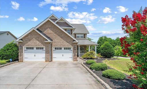 1015 Whirlaway Circle