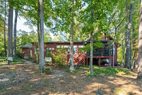 505 Long Reach Drive active home in Keowee Key, Salem, SC