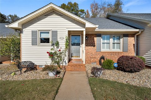2041 Cardinal Park Drive sold townhome in Cardinal Park, Anderson, SC