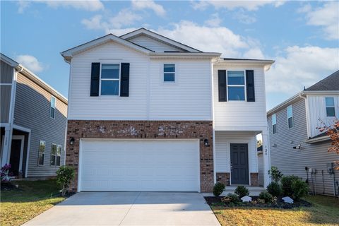 120 Longleaf Lane